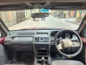 Mitsubishi Pajero TX 2008