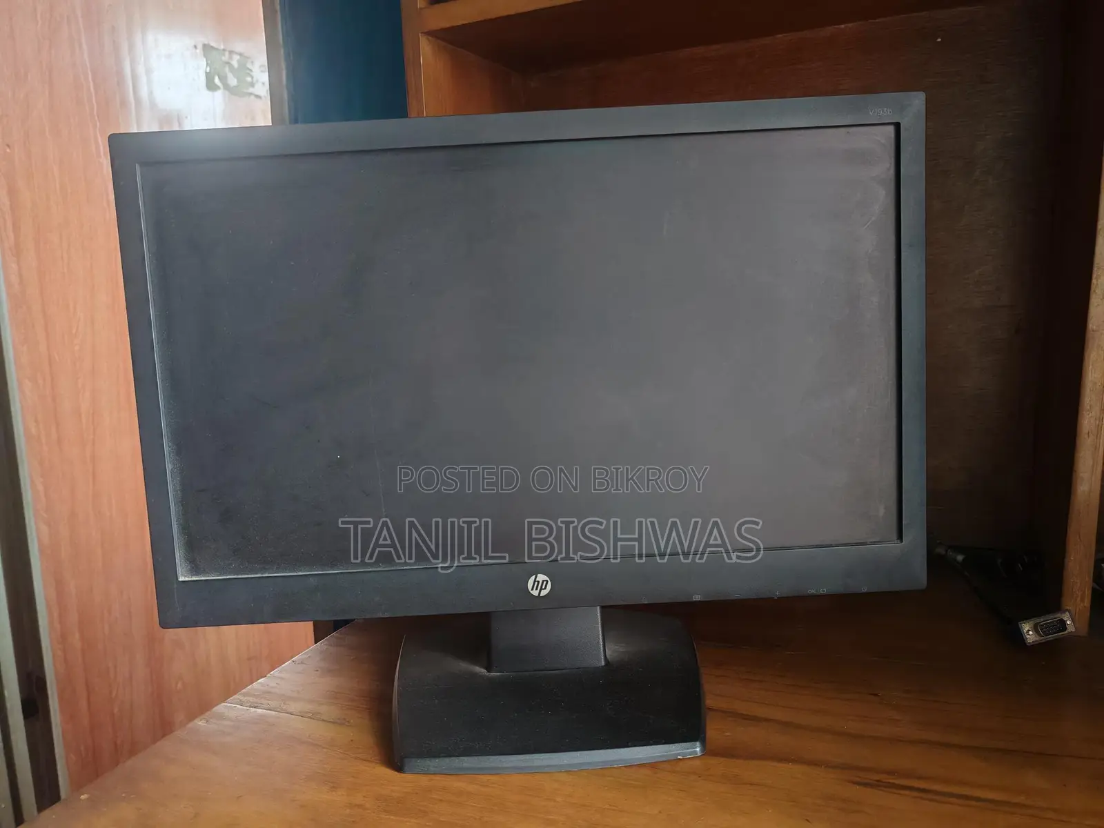HP ডেস্কটপ কম্পিউটার Core i3 ৪র্থ জেনারেশন ও ১৬ জিবি র‍্যাম