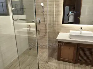 Rent Apartment Baridhara 4-Bed 2-Carpark 4500sft