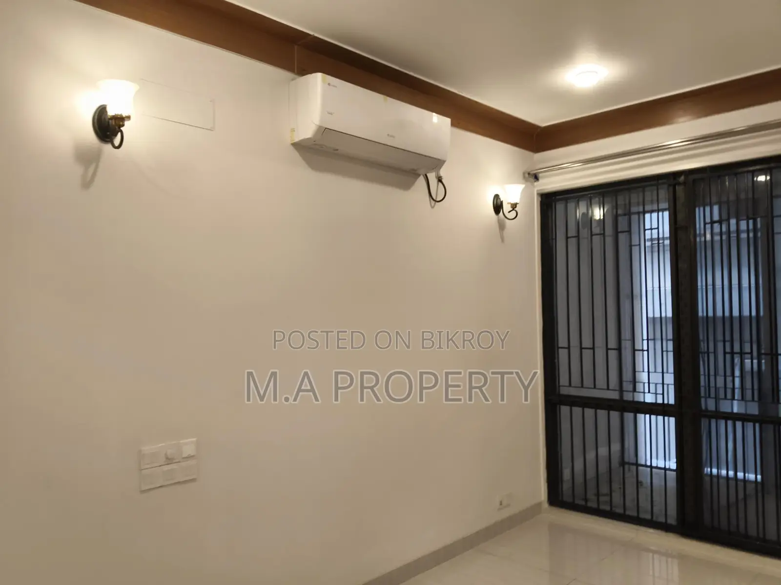 Rent Apartment Baridhara 4-Bed 2-Carpark 4500sft