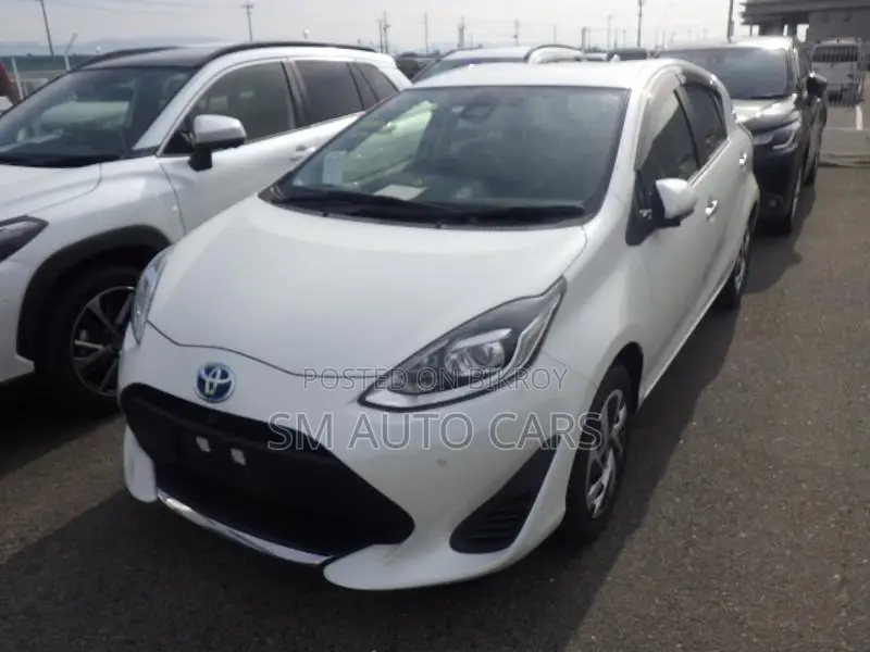 Toyota Aqua S Style Black Pearl 2021