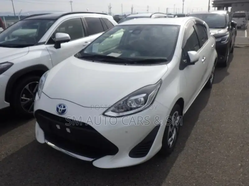 Toyota Aqua S Style Black Pearl 2021