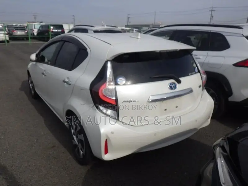 Toyota Aqua S Style Black Pearl 2021