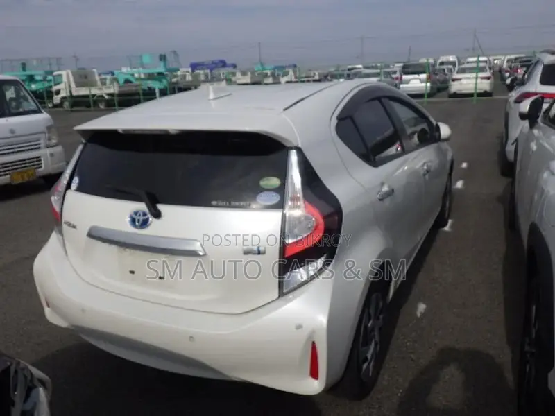 Toyota Aqua S Style Black Pearl 2021