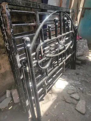 স্টিল খাট