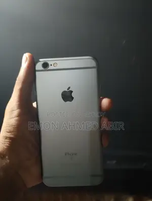 Apple iPhone 6S . (Used)