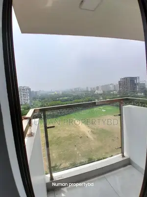 2000sq New Luxury Semi Furnished Flat Rent