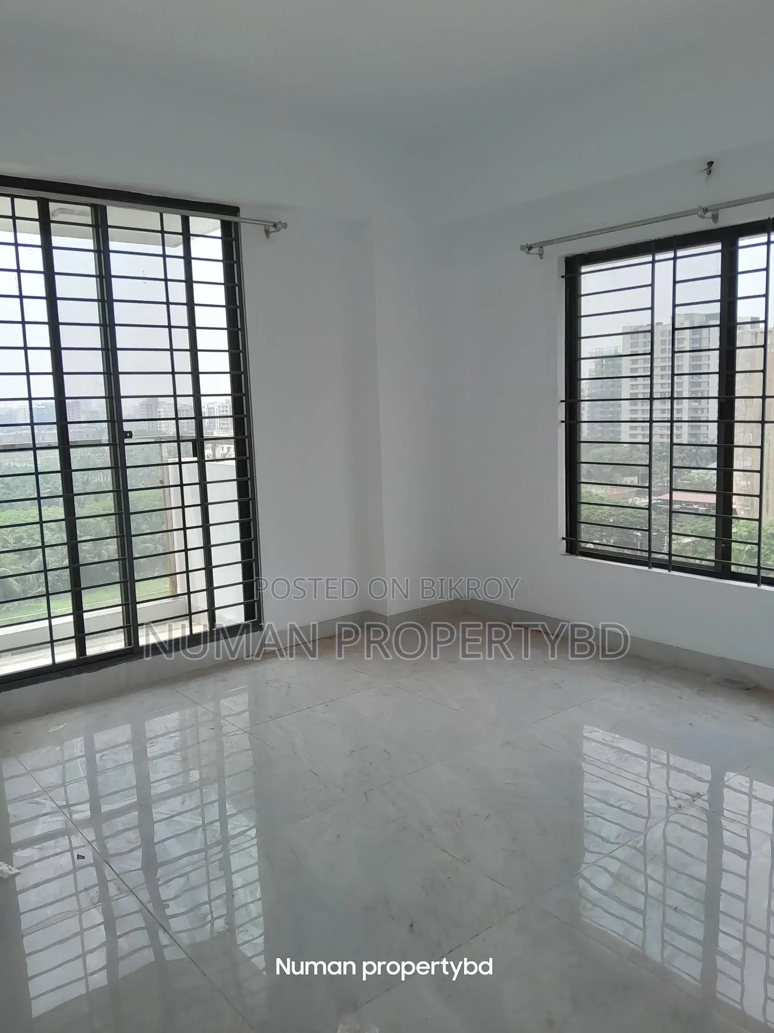 2000sq New Luxury Semi Furnished Flat Rent