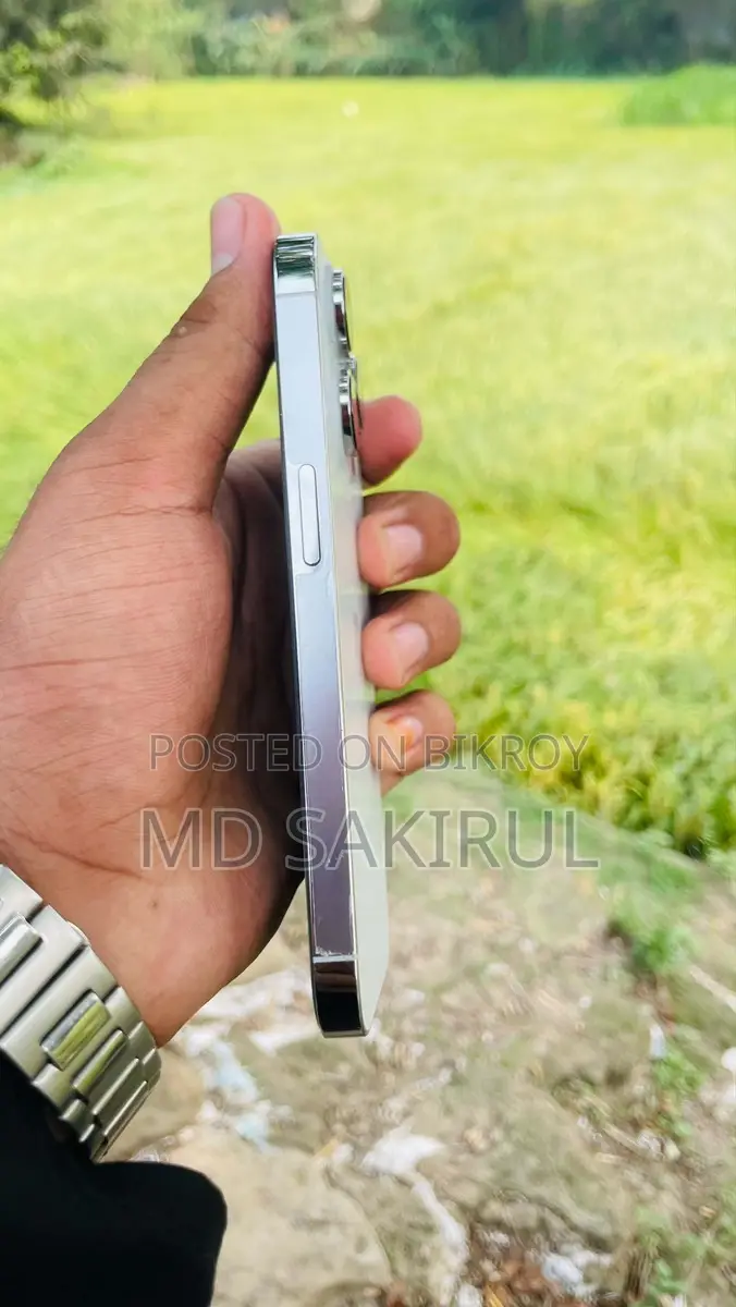 Apple iPhone 14 Pro (Used)