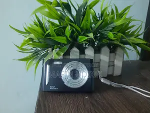 Digital Camera 16x Powerful Zoom 50.0 Megapixels Retro