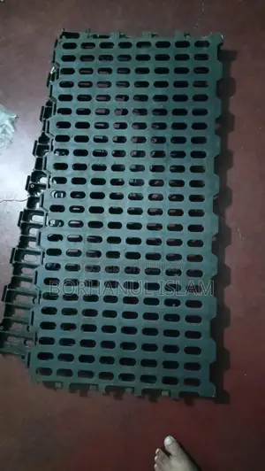 Floor Mat - Slatted Flooring for Chicken or Goat Farms