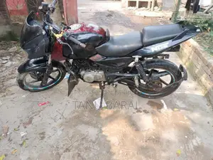 Bajaj Pulsar 150 180 2026