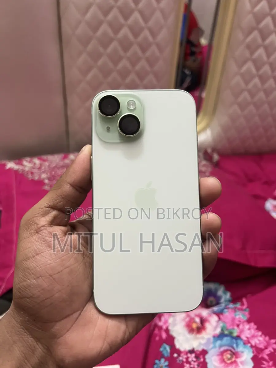 Apple iPhone 15 . (Used)