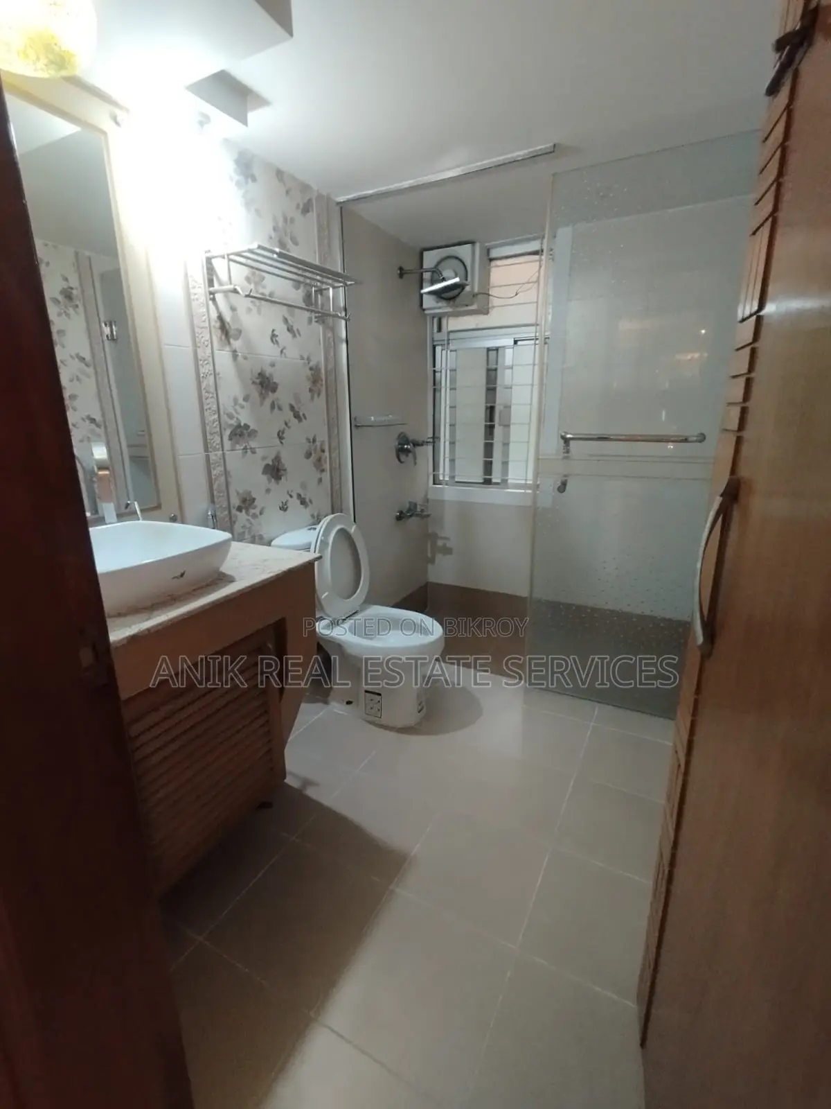 Swmming Pool Gym Luxurious Full Farnised Flat Rent At Gulshan 2