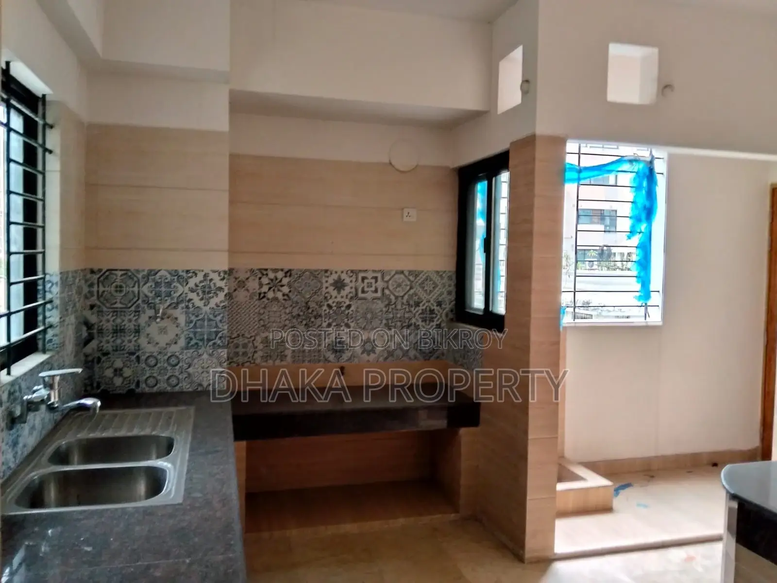৩৮০০ বর্গফুট, ব্র্যান্ড নিউ অফিস বারিধারা ডিপ্লোম্যাটিক জোনে ভাড়ার জন্য