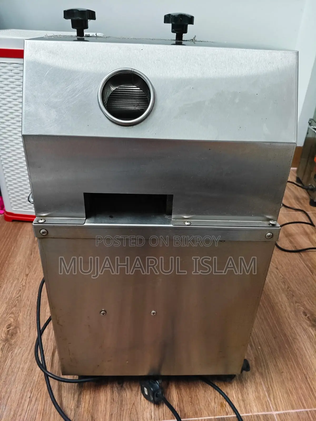 আখের রস তৈরির মেশিন সেল পোস্ট