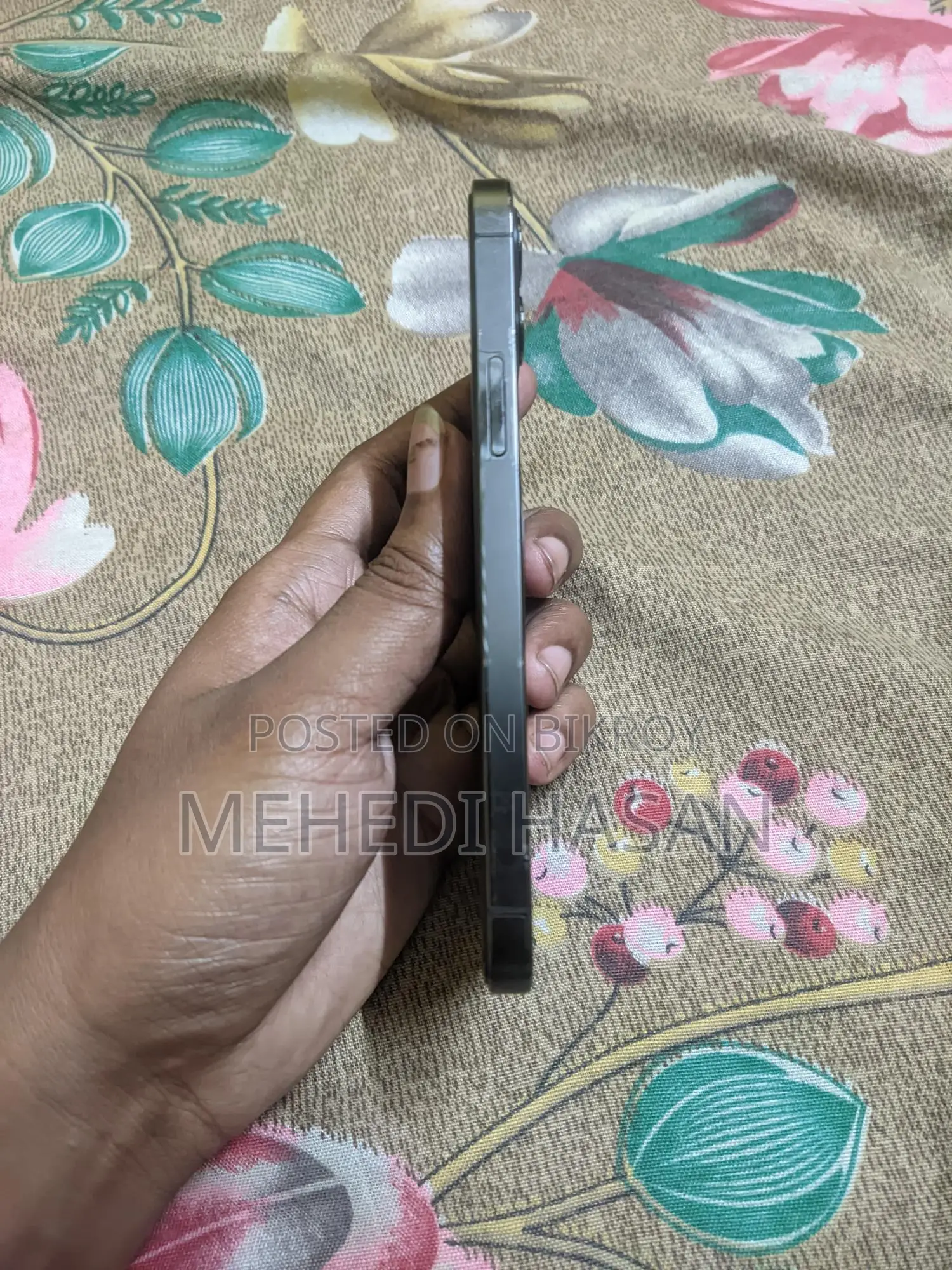 Apple iPhone 12 Pro (Used)