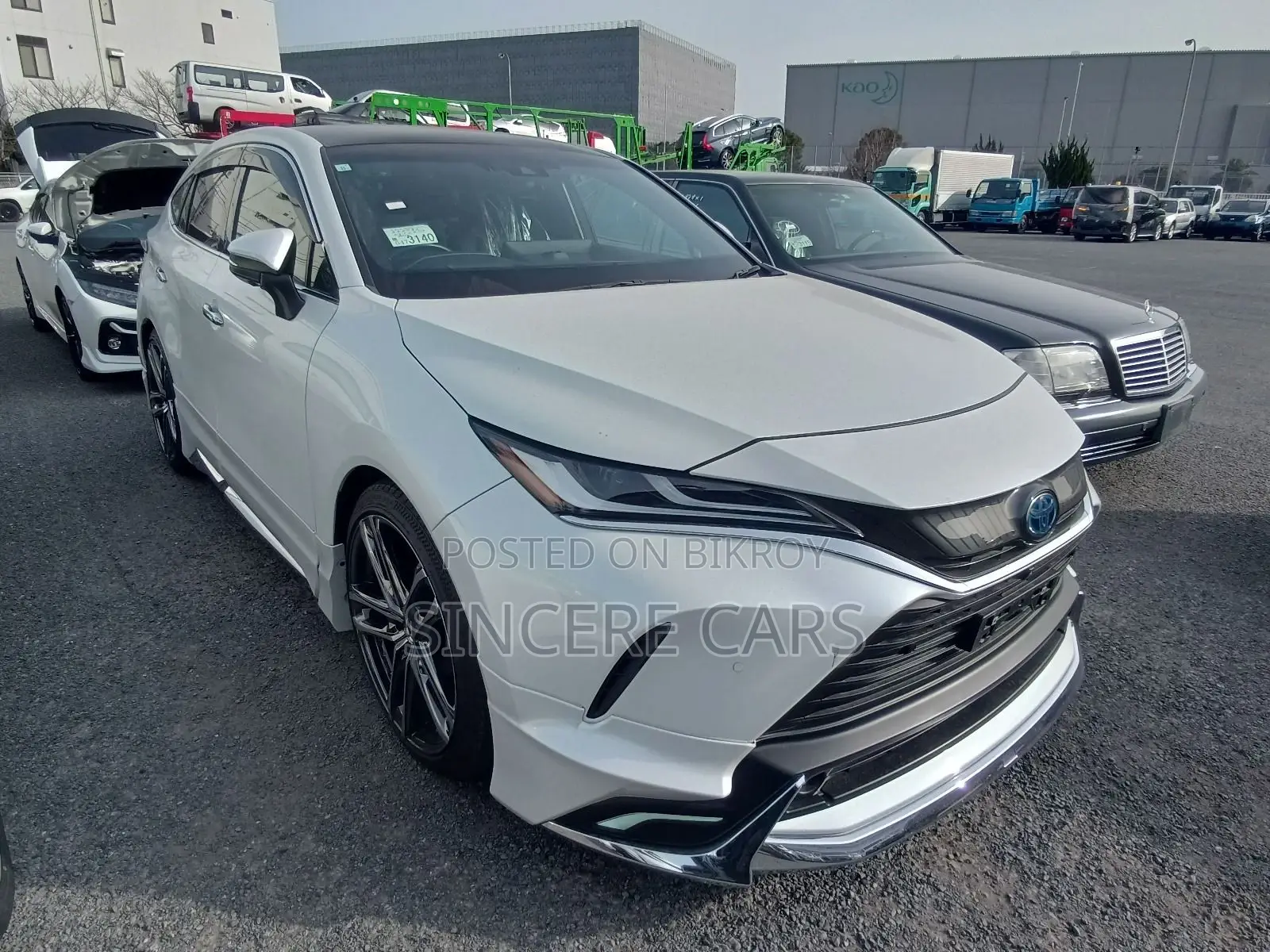 Toyota Harrier Z LEATHER HYB 4.5 2022