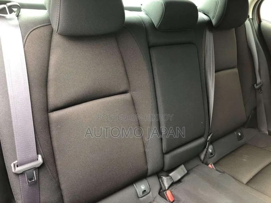 Mazda 3 15S Touring 2019