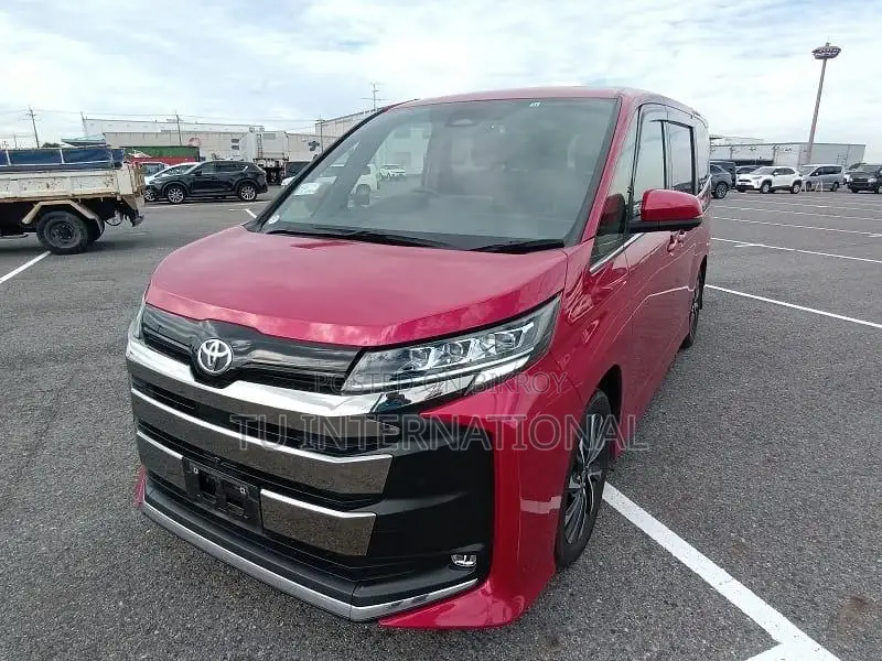Toyota Noah NON HYBRID S-Z PKG 2022