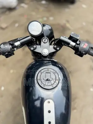 Bajaj Pulsar 150 . 2013