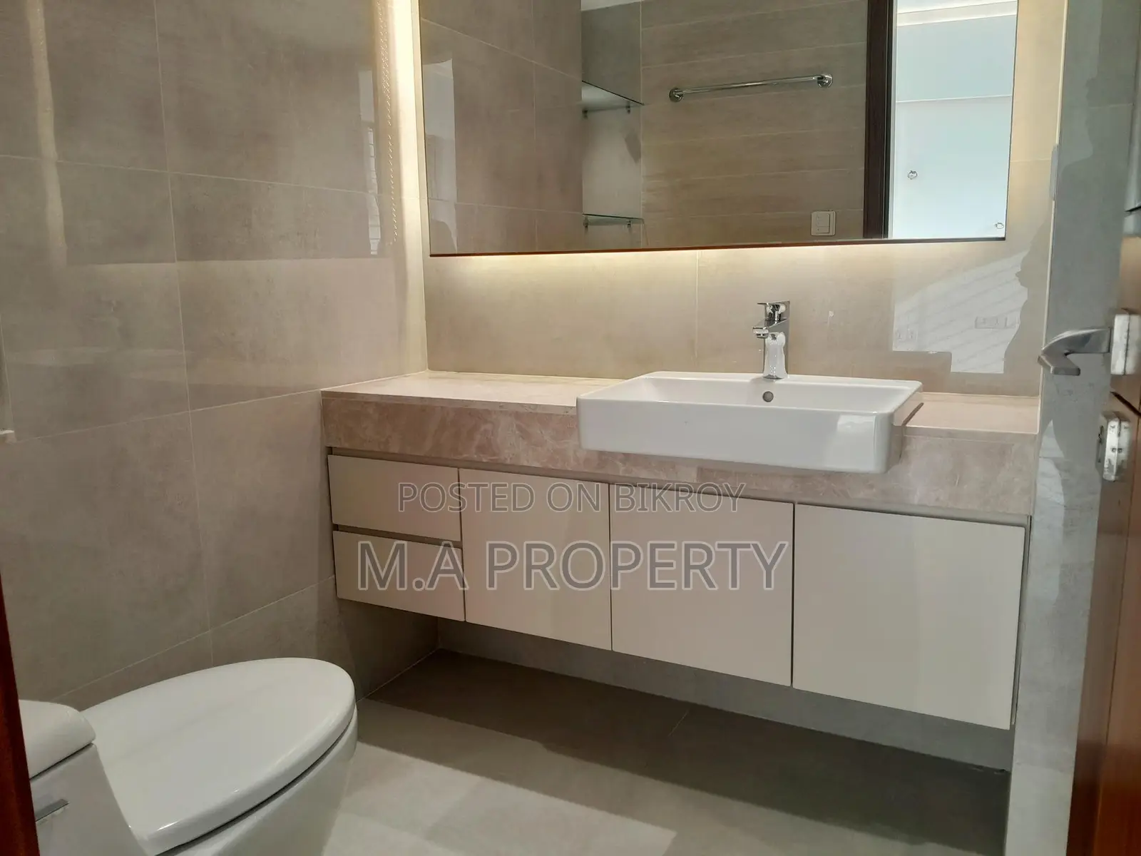 Semi-furnished apartment for rent in Gulshan