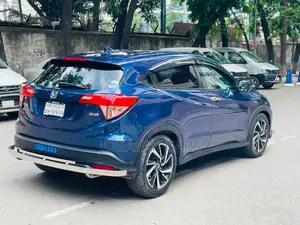 Honda Vezel RS PKG PUSH START 2016