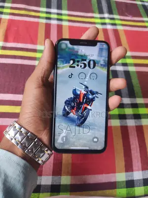 Apple iPhone X Genuine (Used)