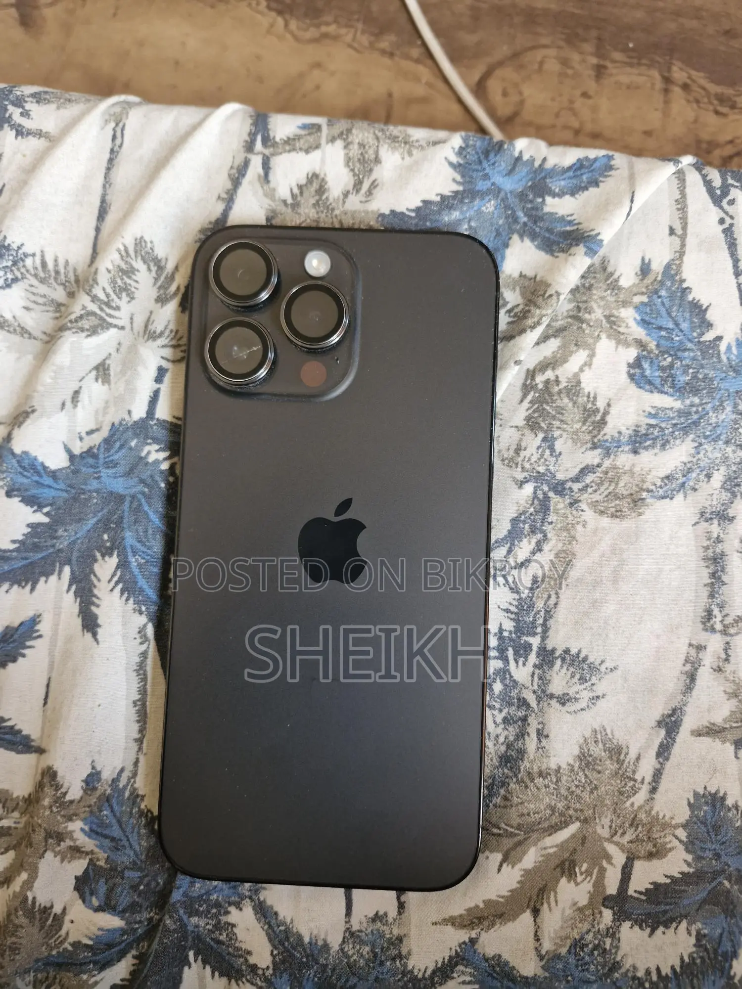 Apple iPhone 14 Pro Max . (Used)