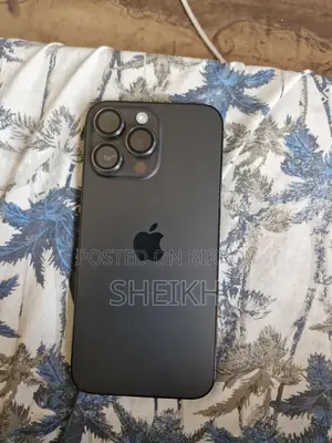 Apple iPhone 14 Pro Max . (Used)