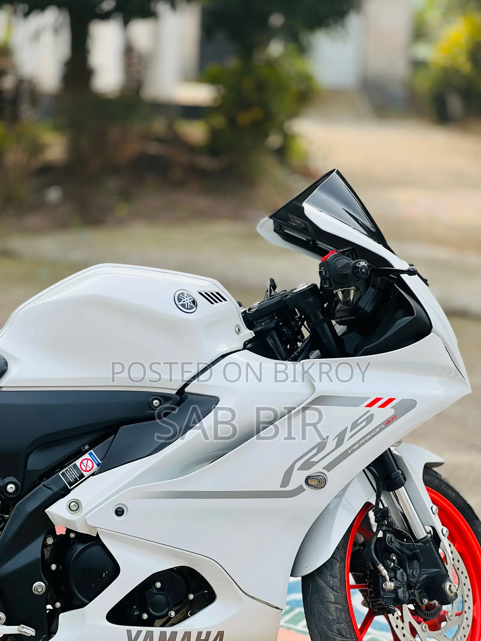 Yamaha R15 Sport 2024