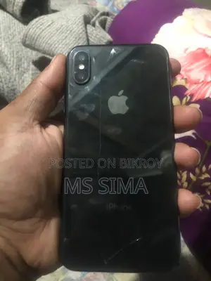 Apple iPhone X (Used)