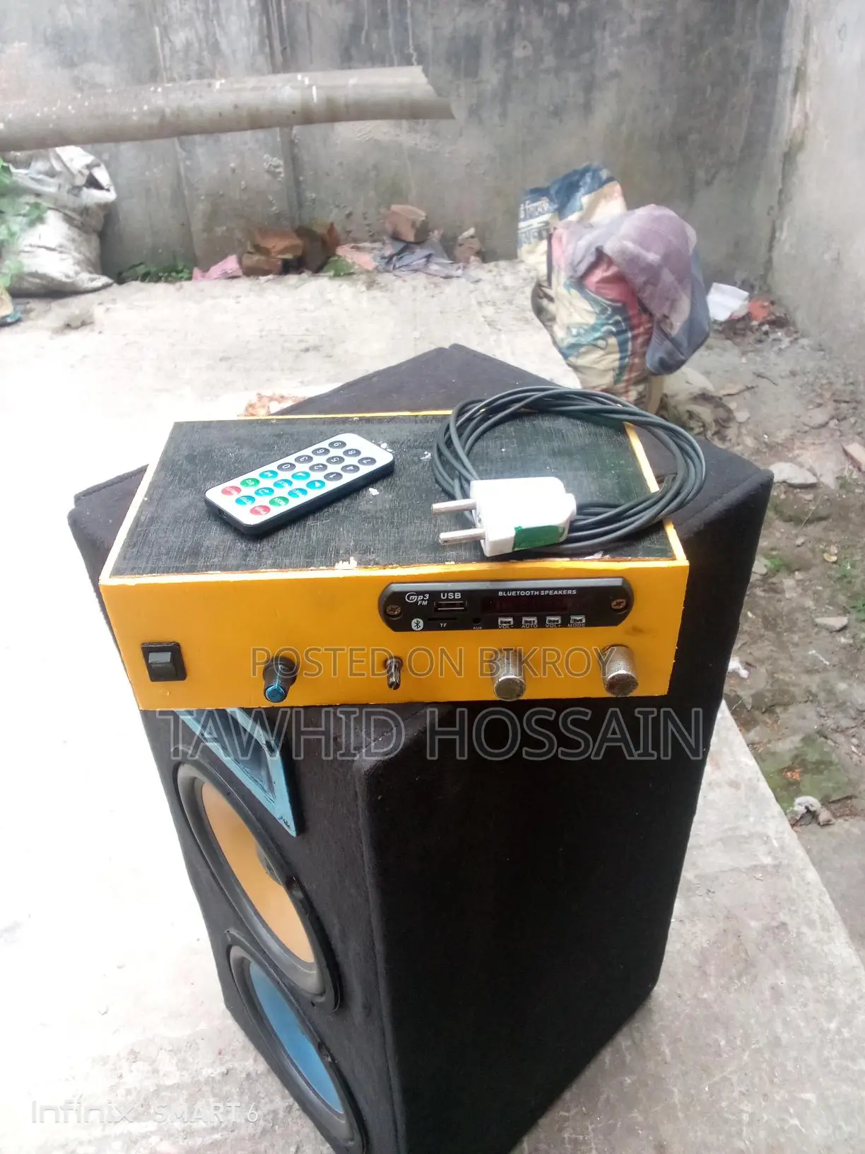 Sound Box with 4-Volume Amplifier