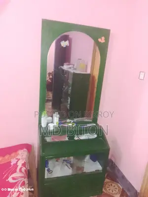 Almirah For Sell