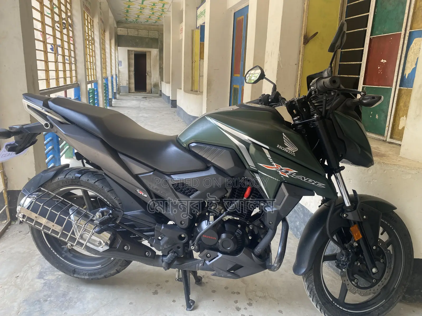 Honda X Blade . 2023