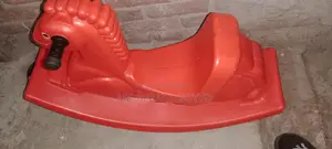 বাচ্চাদের খেলনা ঘোড়া