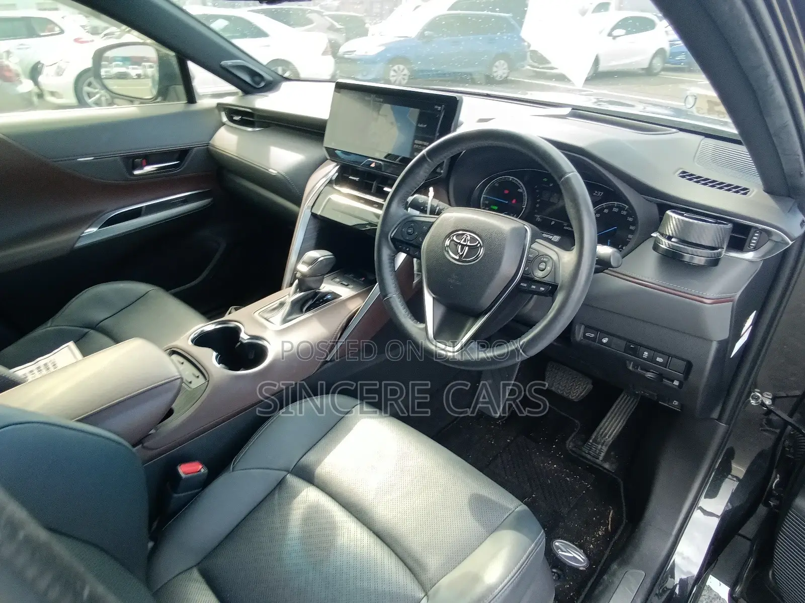 Toyota Harrier Z LEATHER PKG HYBRID 2021