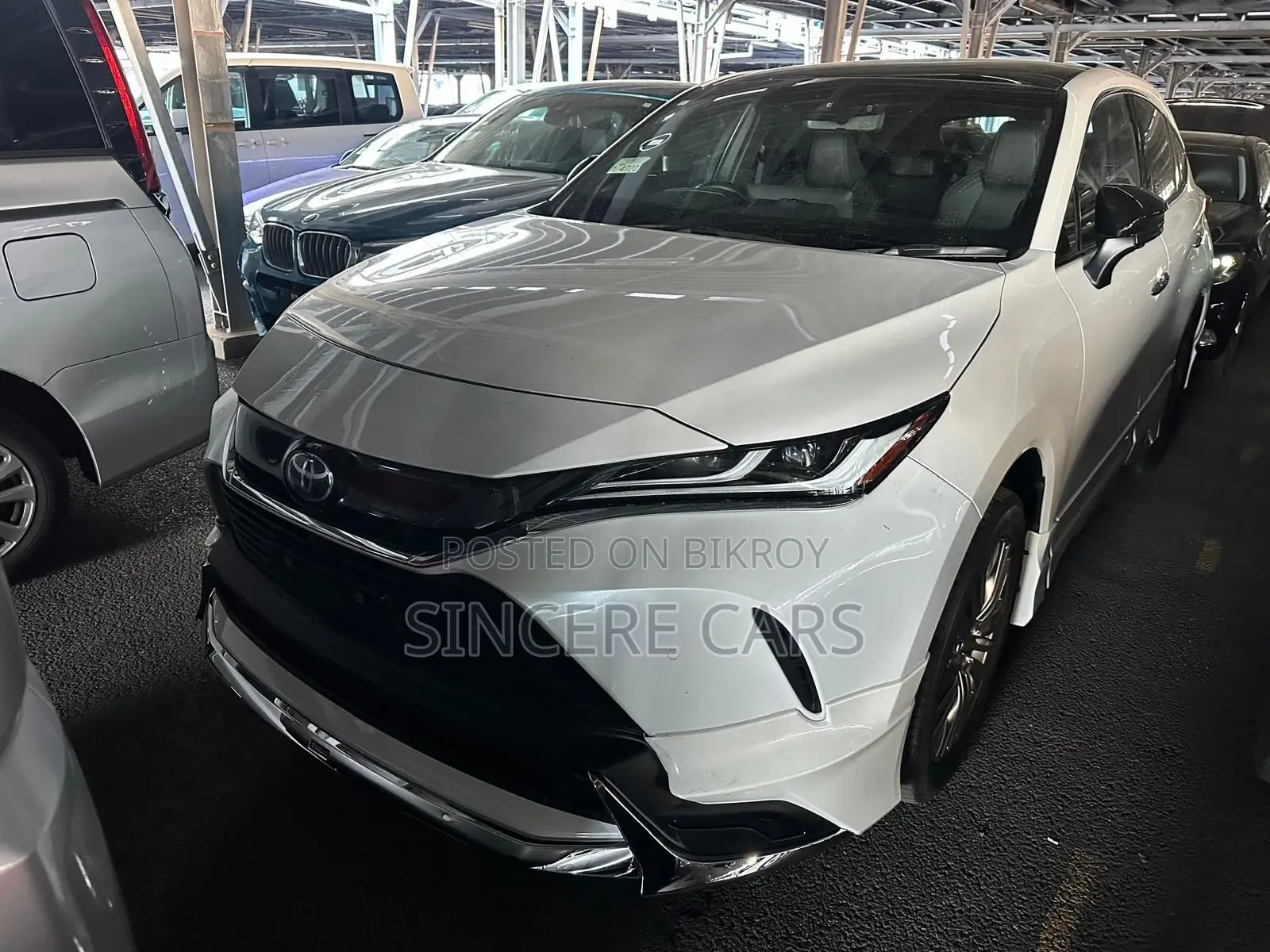 Toyota Harrier Z LEATHER HYB 4.5 2022