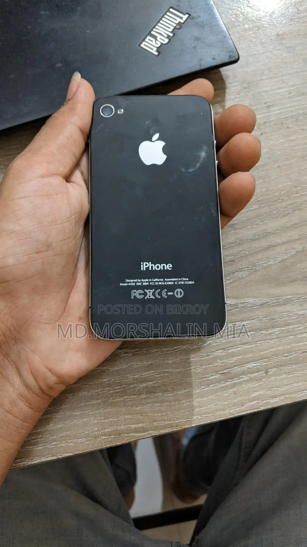 Apple iPhone 4 8GB (UK) (Used)