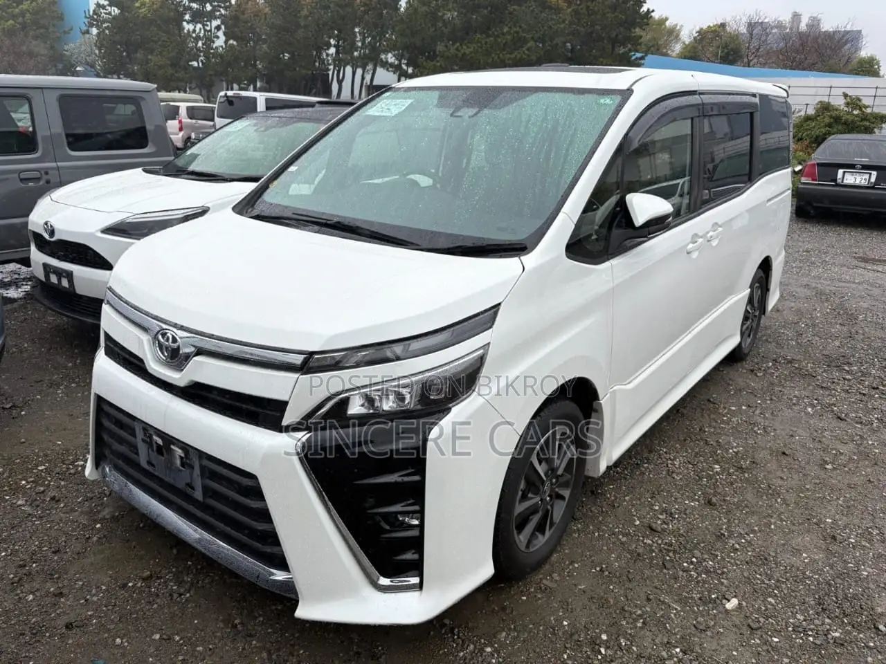 Toyota Voxy ZS NON HYB SUNROOF 2021