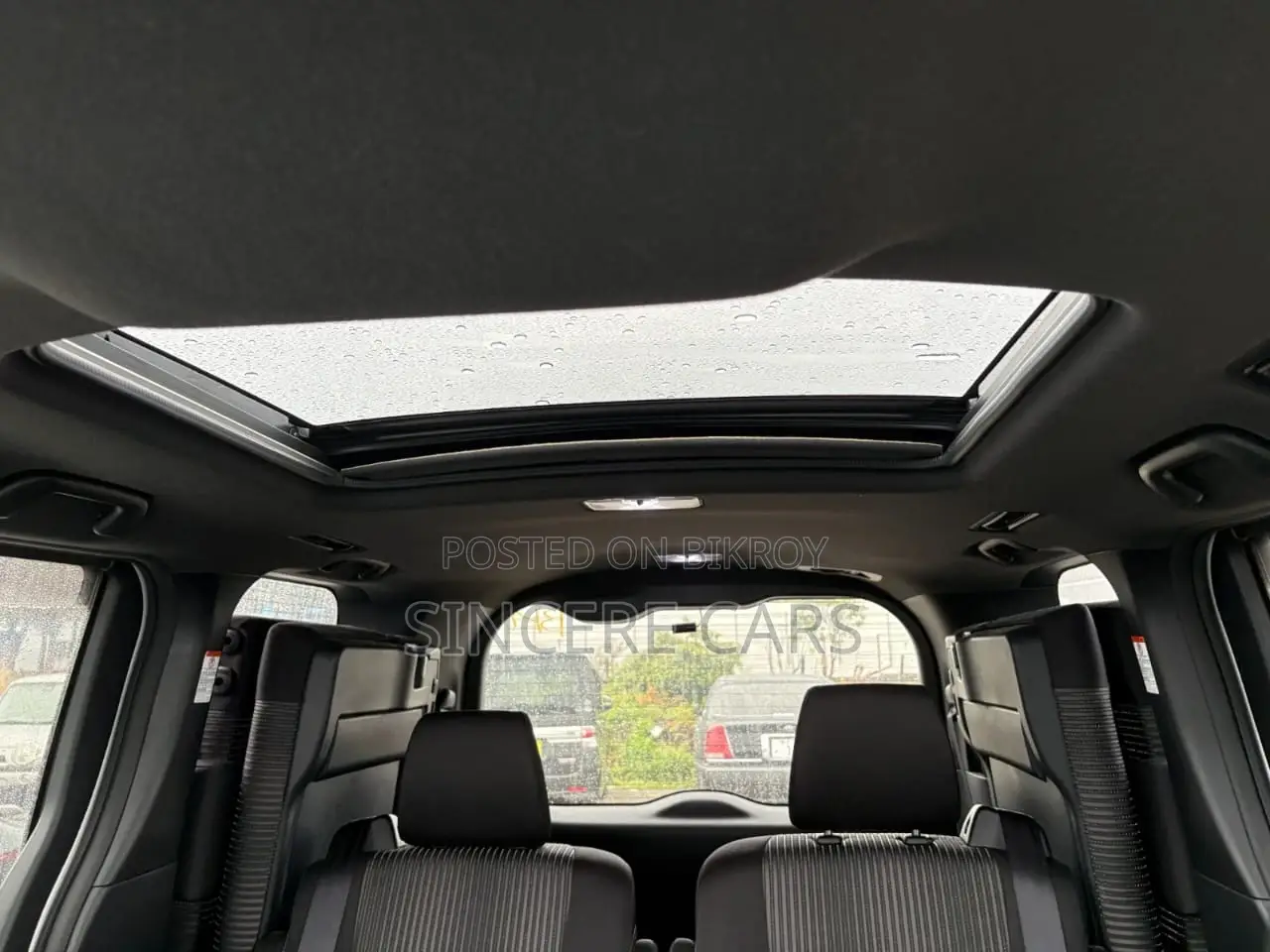 Toyota Voxy ZS NON HYB SUNROOF 2021