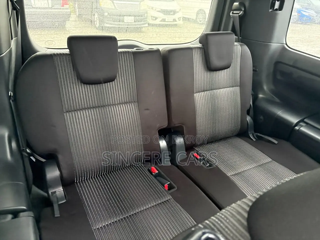 Toyota Voxy ZS NON HYB SUNROOF 2021
