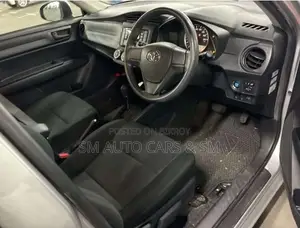 Toyota Axio Non Hybrid EX Silver 2021