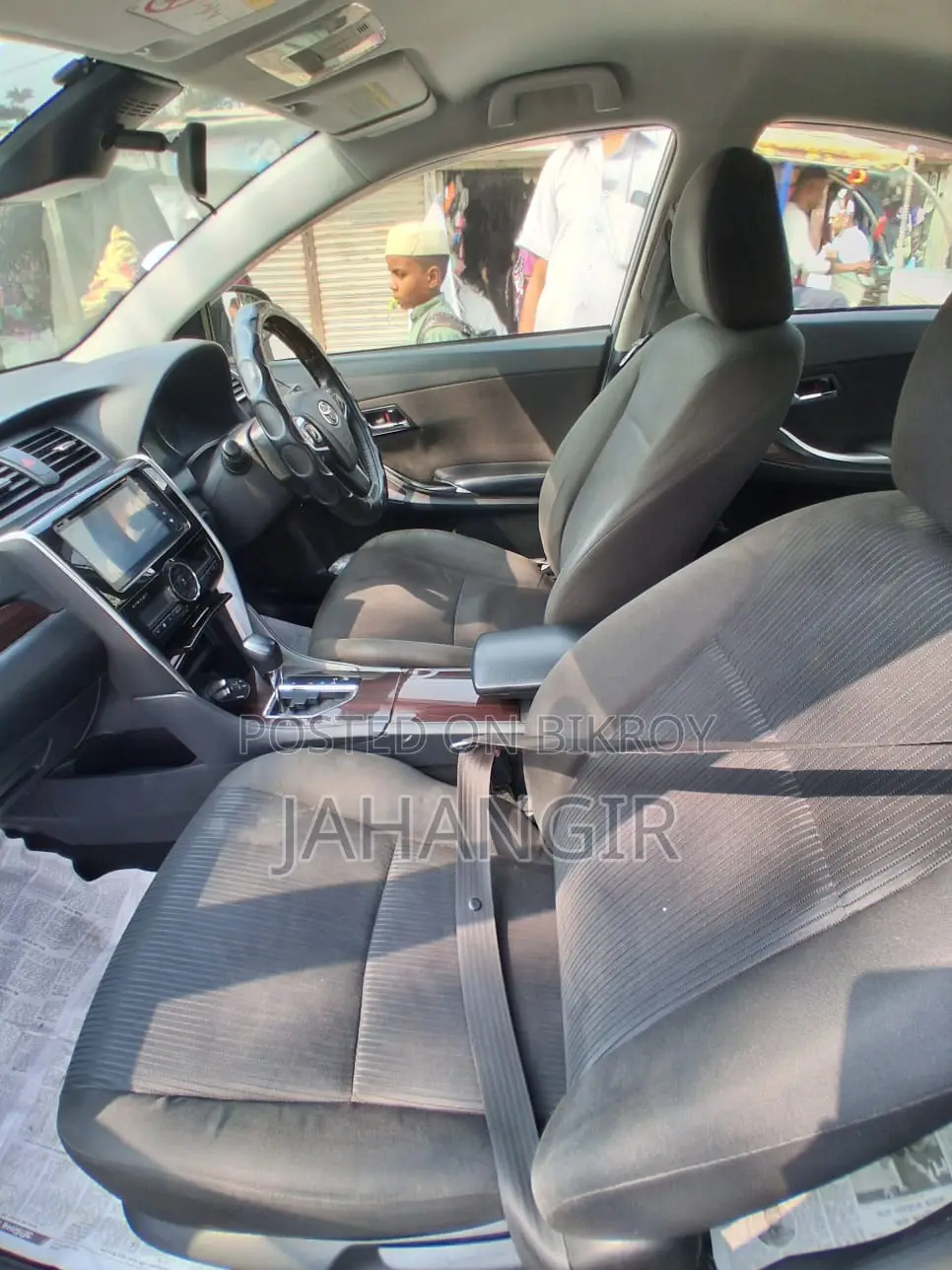 Toyota Premio 2016
