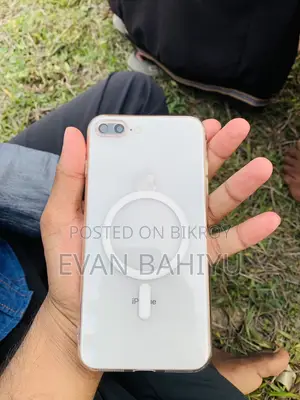 Apple iPhone 8 Plus (Used)