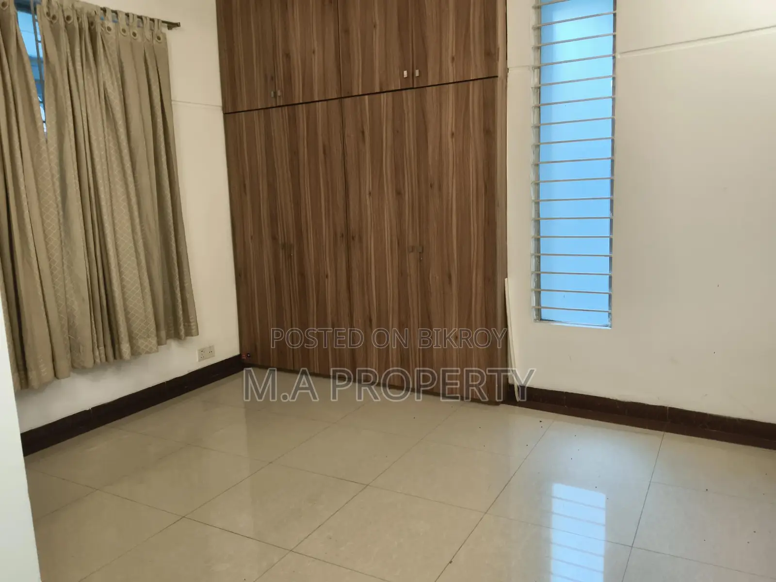 Semi-furnished Apartment for Rent in Gulshan North