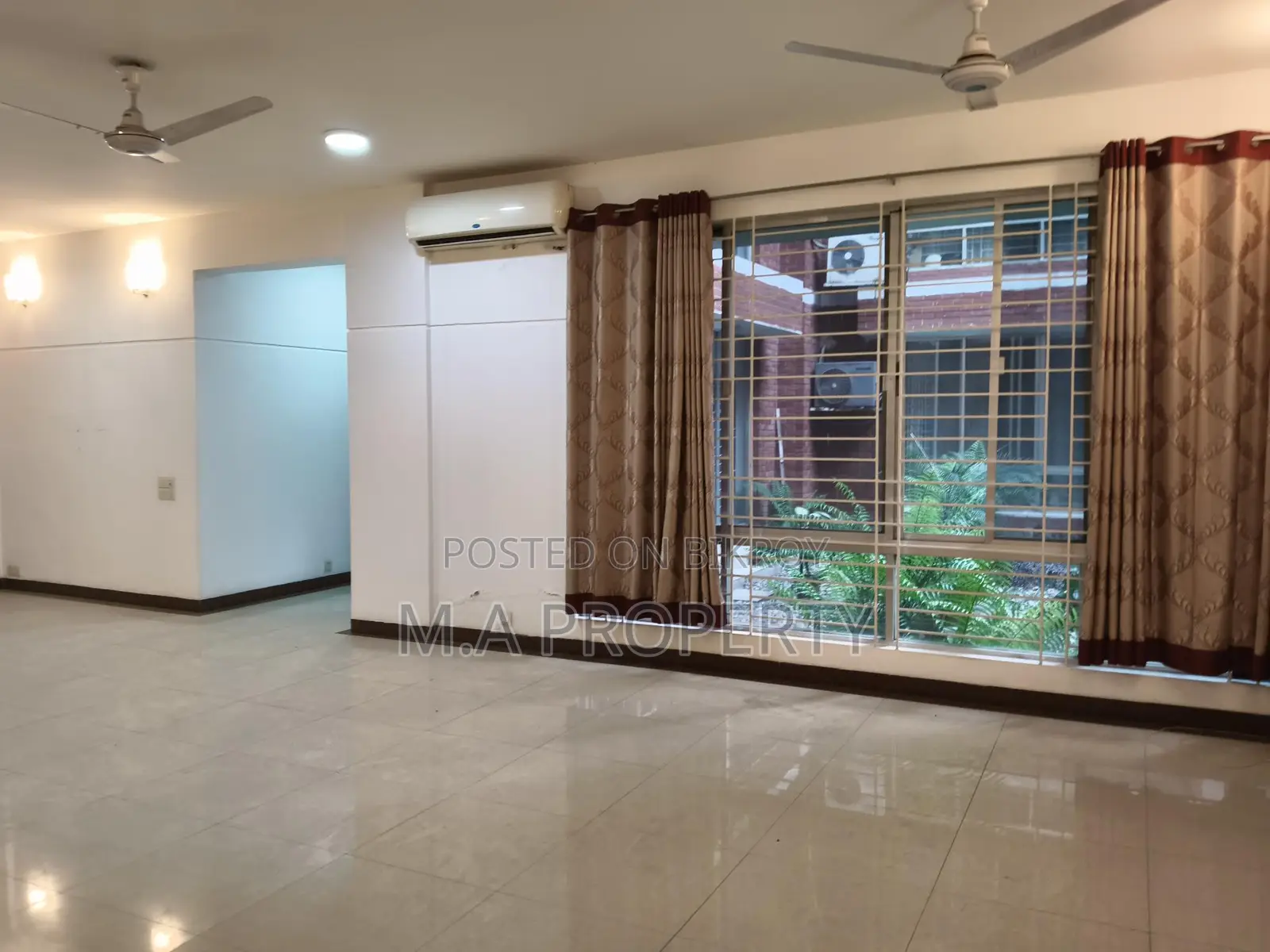 Semi-furnished Apartment for Rent in Gulshan North
