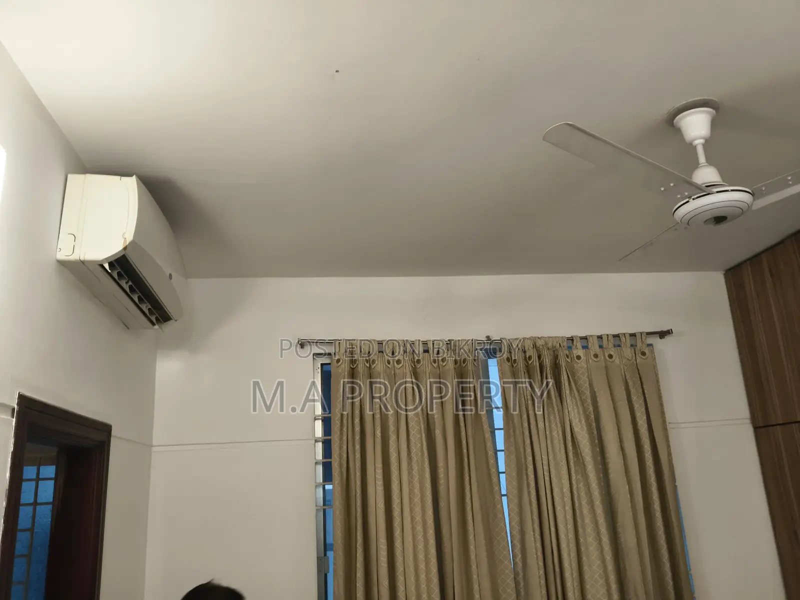 Semi-furnished Apartment for Rent in Gulshan North