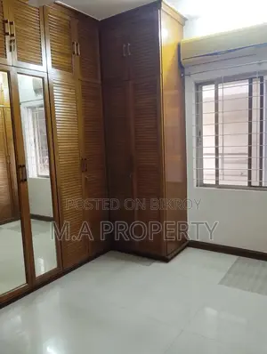 UNFUNDED FLAT FOR RENT IN GULSHAN NORTH
