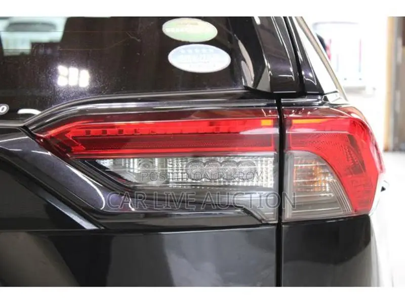Toyota RAV4 Hybrid X pre order 2021